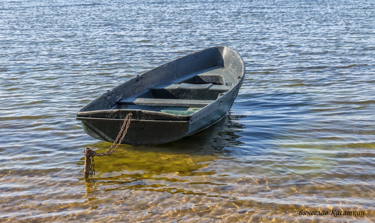 Лодка у берега. Фото 2. - Вячеслав Касаткин