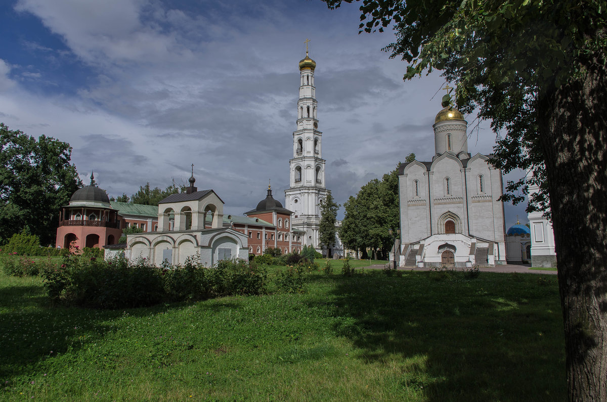 Николо-Ухтомский монастырь в Угреше - Алексей Ларин