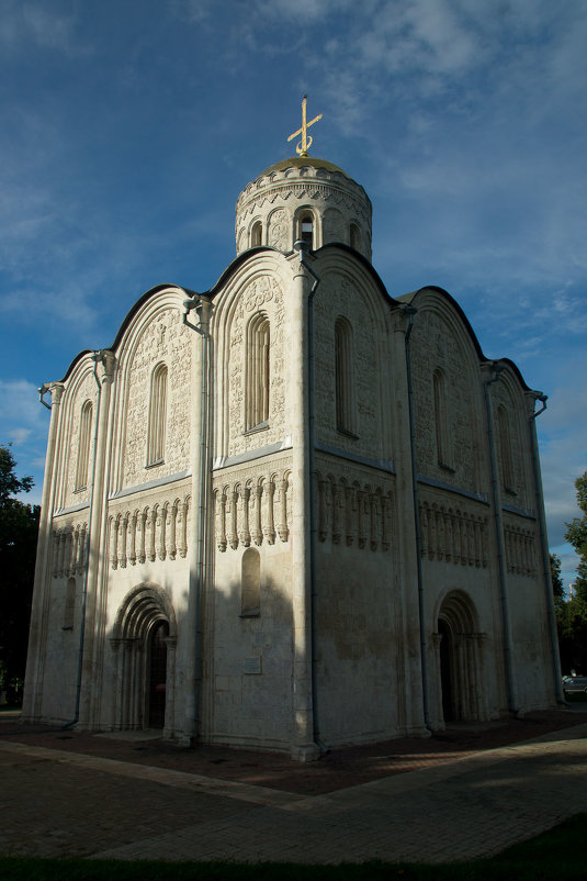 Дмитриевский собор во Владимире 1197