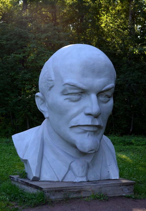 Владимир Ильич Ленин - Таня Фиалка
