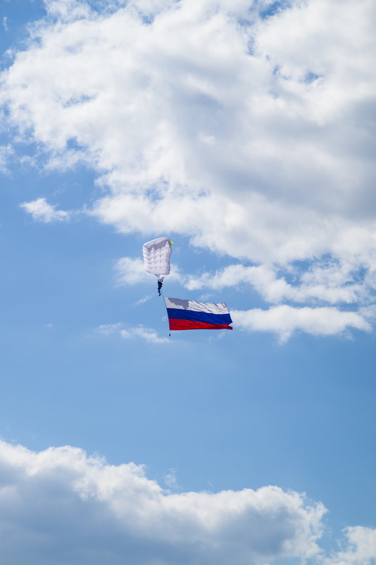 День Российского флага над Волгой - Наталья Сиротина