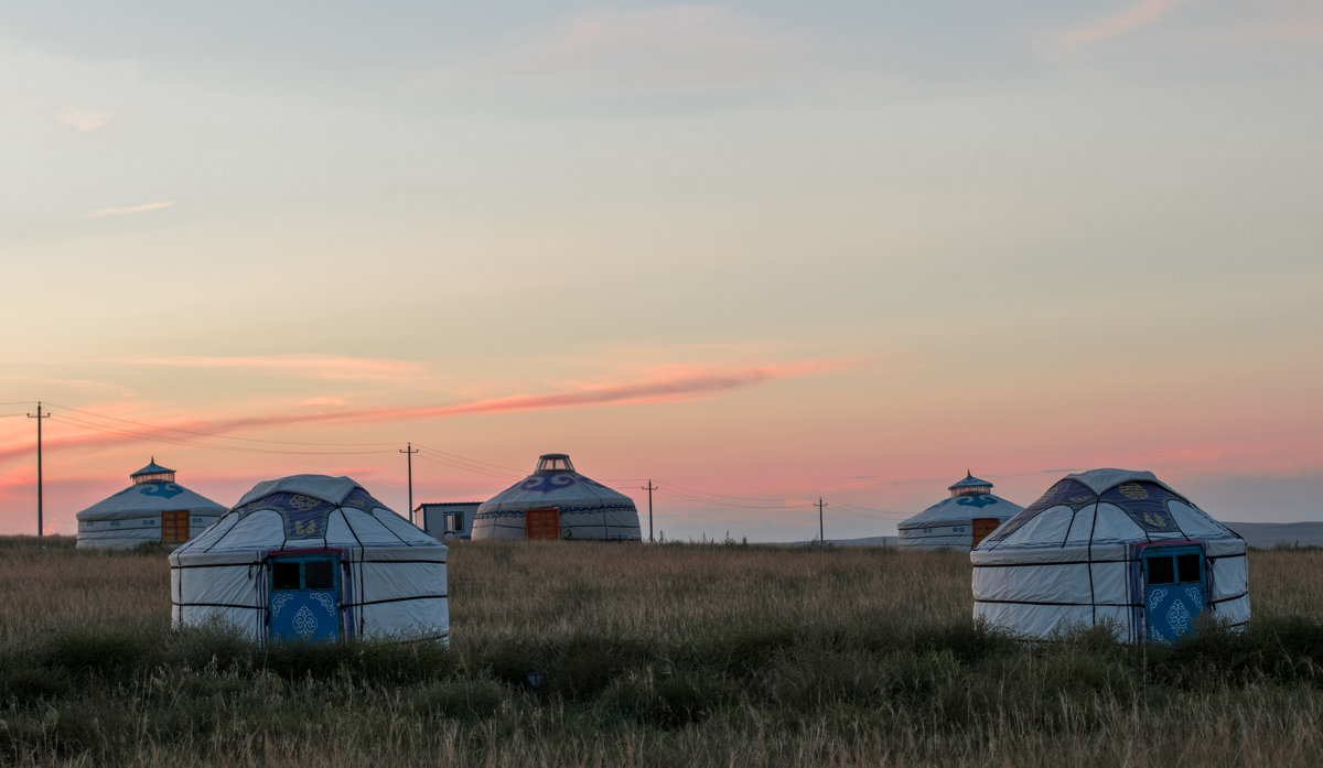 Закат солнца в степях Внутренней Монголии - Анастасия Безуглая