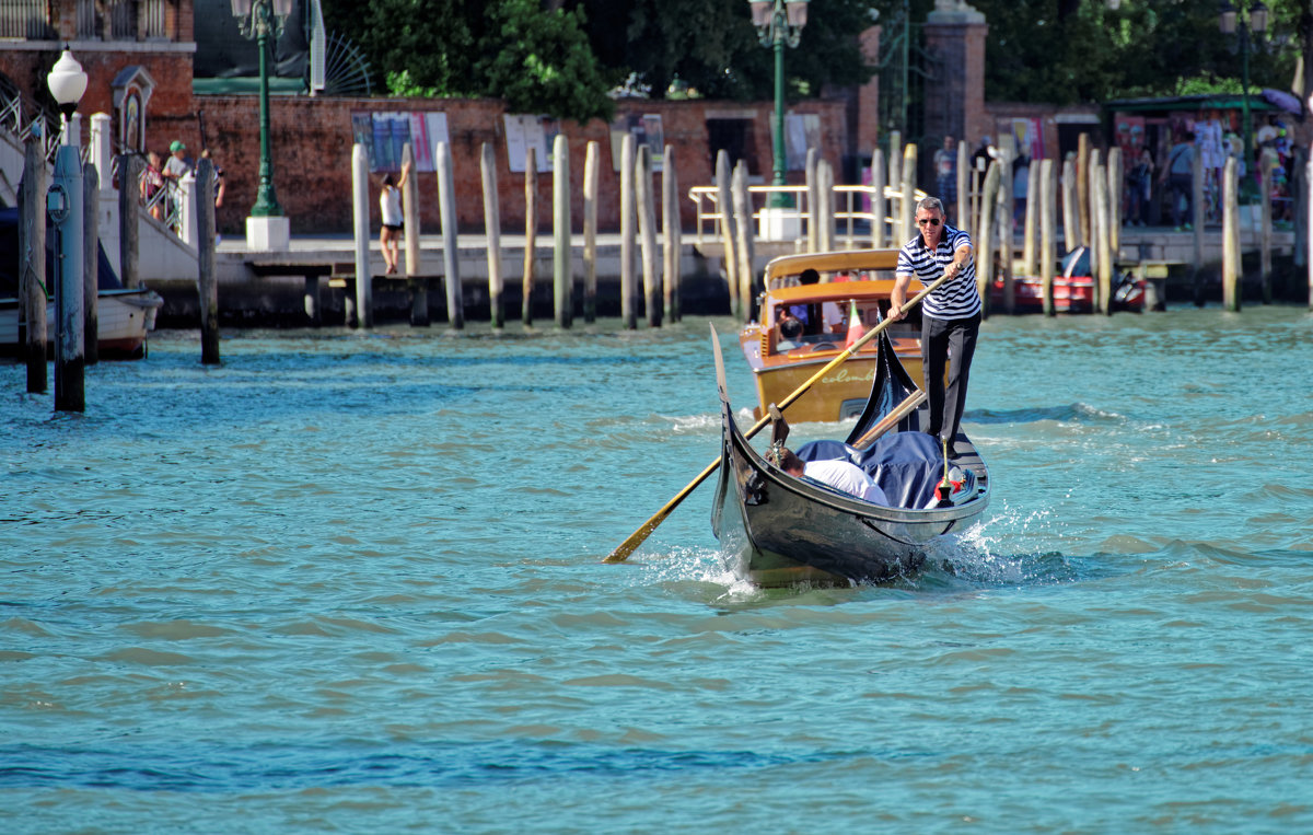 Barche  Gondole  Venezia - Олег 