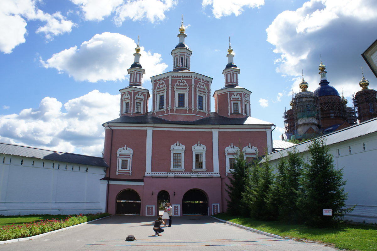 Свенский монастырь - Ольга Кузнецова 