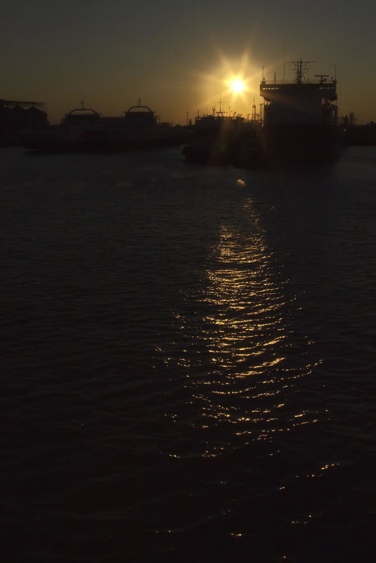 Рассвет в порту - M Marikfoto