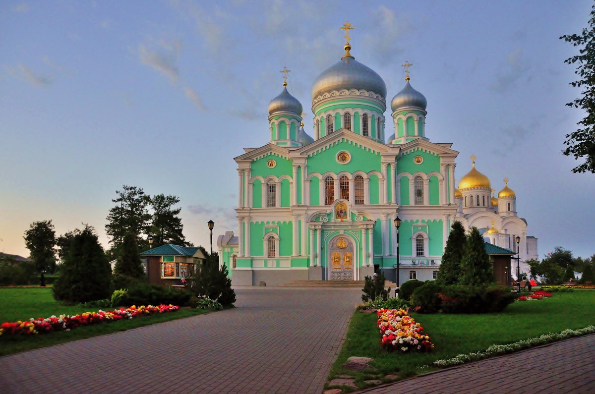 Дивеево - Лариса Терехова 