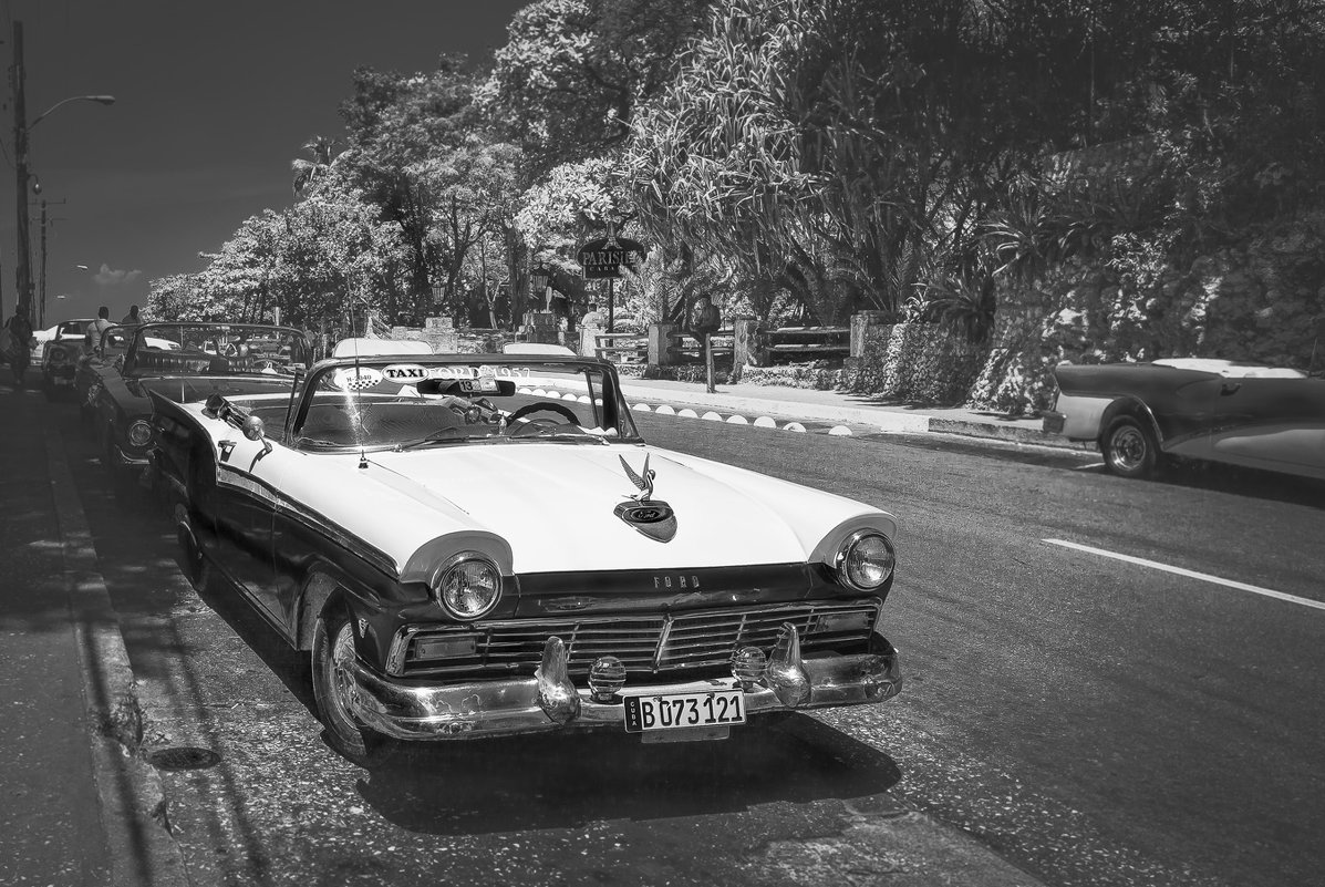 "Это Куба...детка..."(с)...(FORD 1957 года).Улицами Гаваны. - Александр Вивчарик