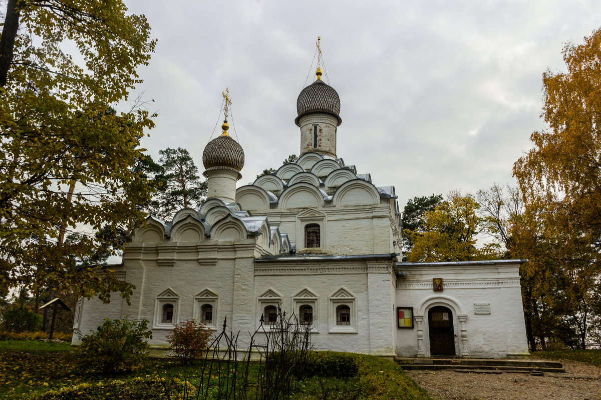 Храм Михаила Архангела - Александр 