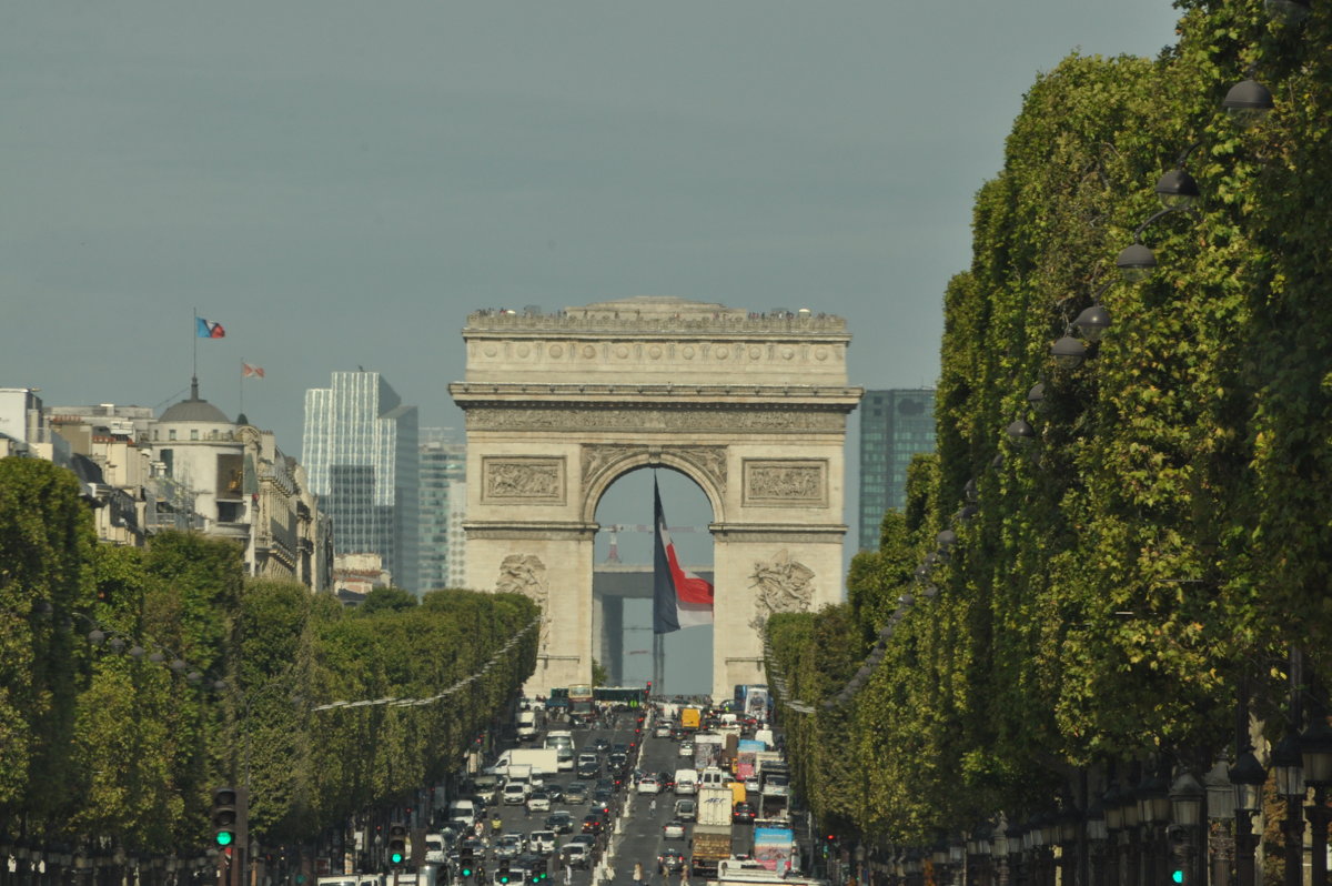 Триумфальная арка в Париже - Юлiя :))