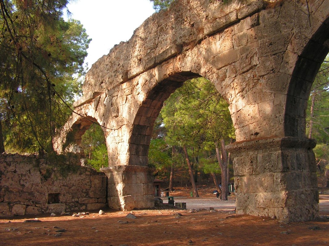 Акведук древнего Фазелиса - Елена Даньшина