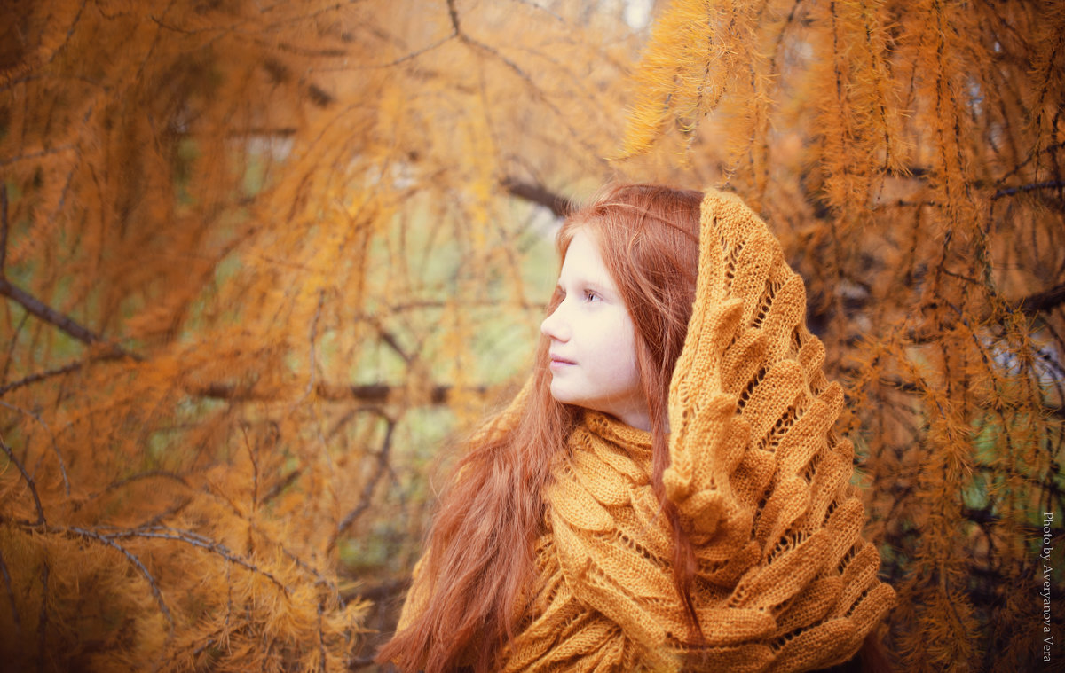 рыжая девочка осень - Вера Аверьянова