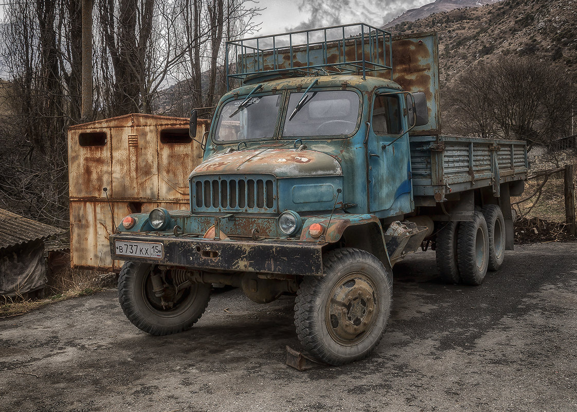 Винтажный горский грузовик - Олег Фролов