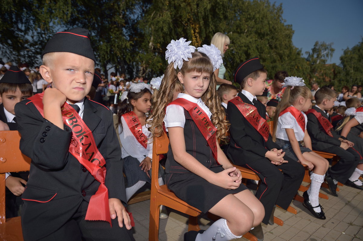 Школьная линейка в станице Новорождественской - Андрей Фиронов