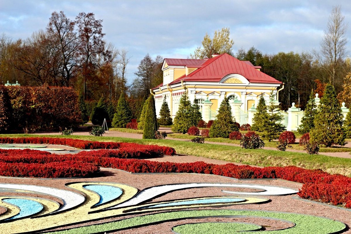 Картинный дом - памятник петровского барокко, построенный в начале XVIII века - Елена Павлова (Смолова)