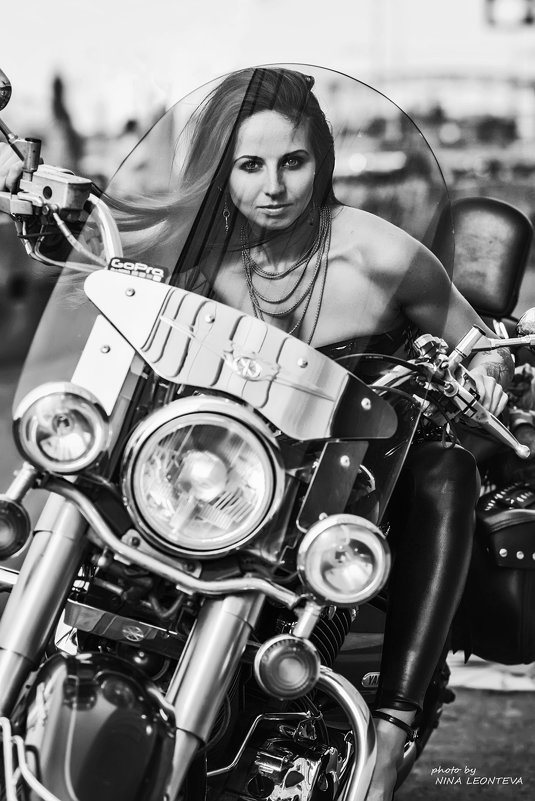 серия "Moto girl" - Nina Zhafirova