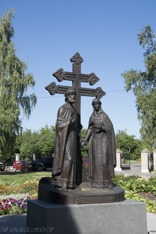 Памятник Святым Петру и Февронии. - Виктор Орехов