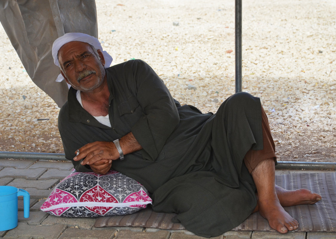 "Вдруг война, а я уставший?" Курдские беженцы в Турции - Дмитрий Кияновский
