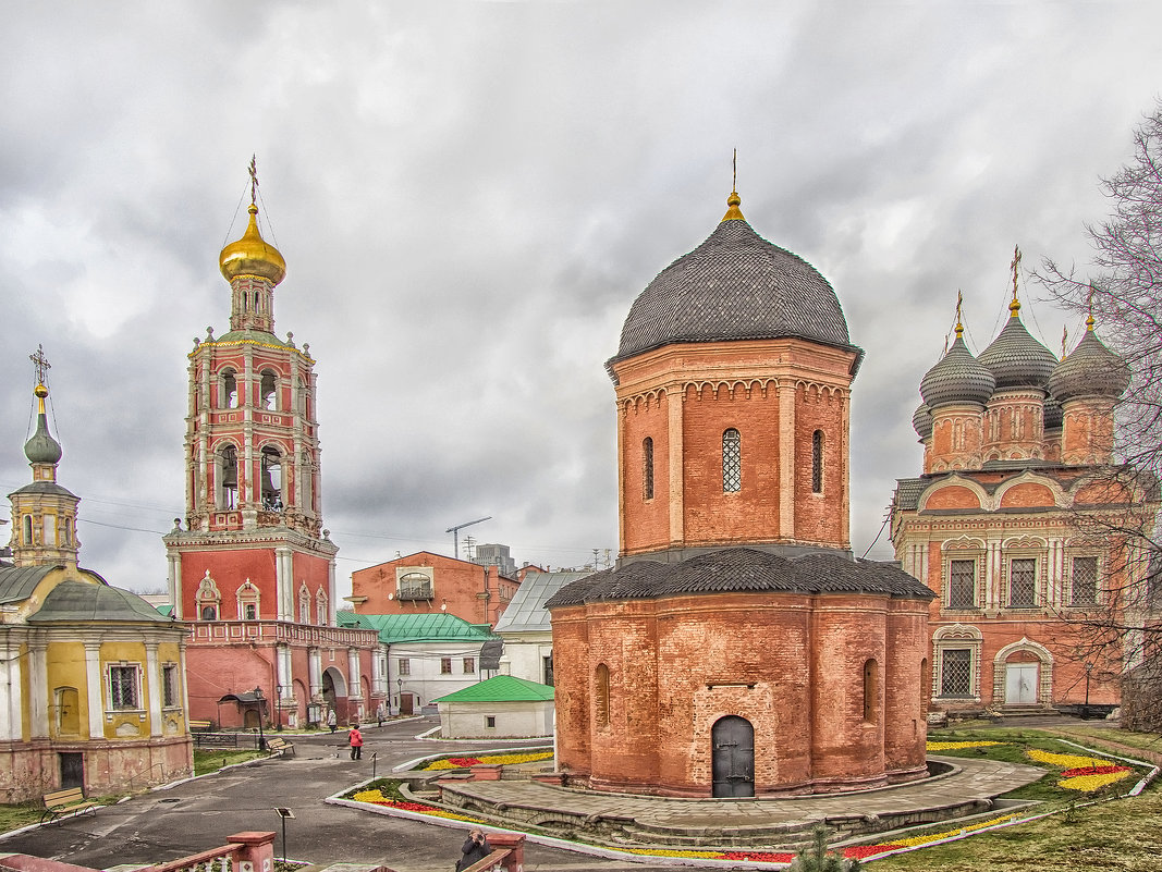 Высоко-Петровский монастырь - Марина Назарова