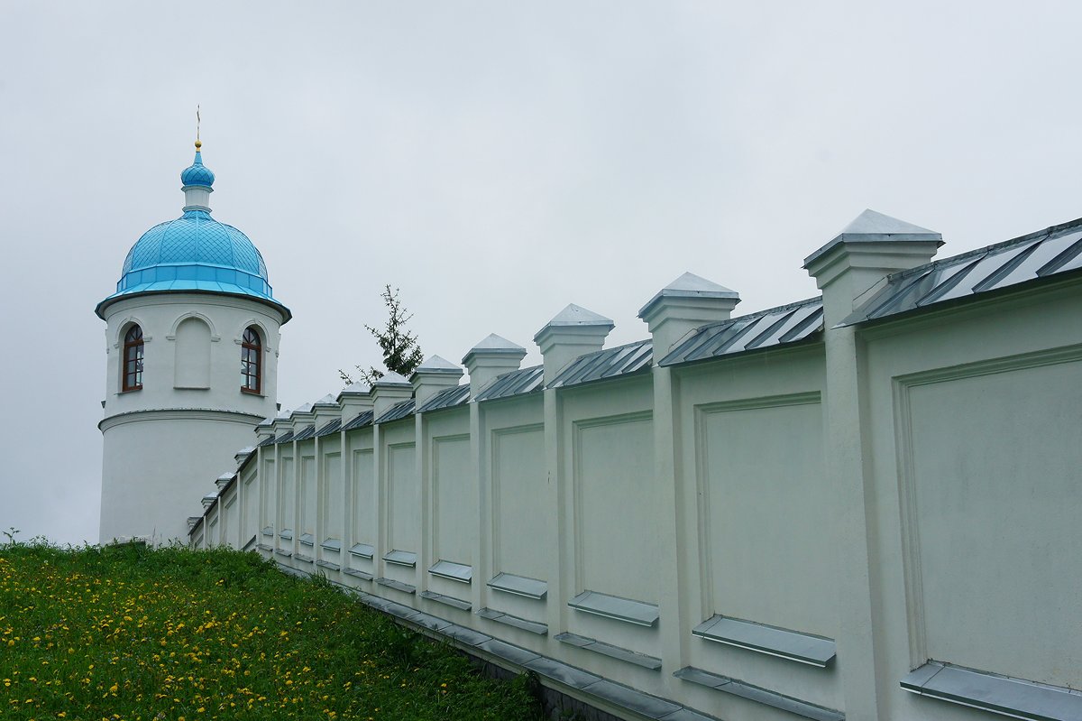 Одна из башен ограды Покрово-Тервенического женского монастыря - Елена Павлова (Смолова)