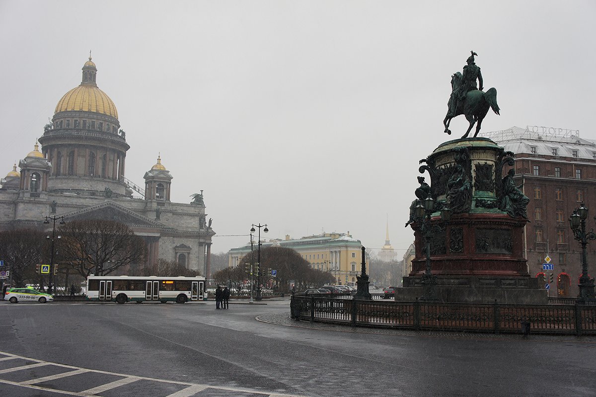 Исаакиевские собор и площадь. Вид со стороны Мариинского дворца - Елена Павлова (Смолова)