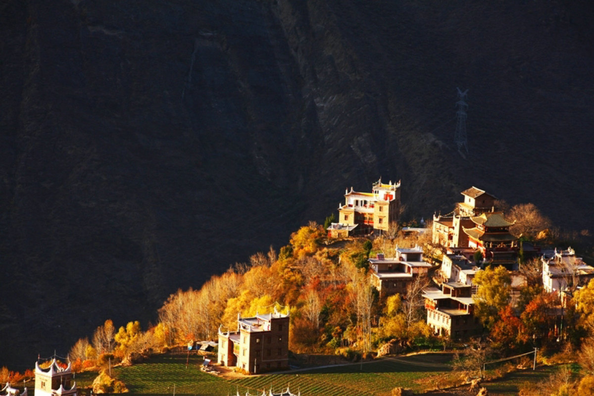 Данбар  ,  тибетский  деревни  - chinaguide Ся