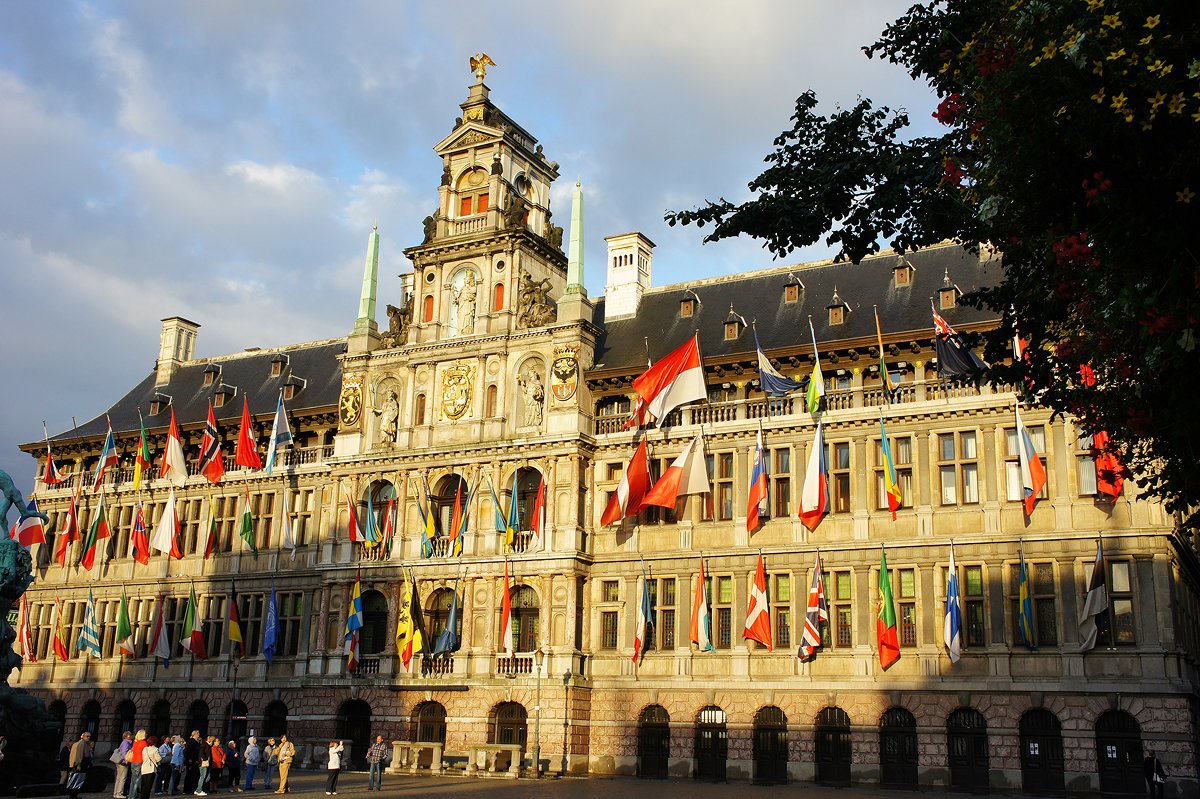 Городская ратуша в Антверпене - Елена Павлова (Смолова)