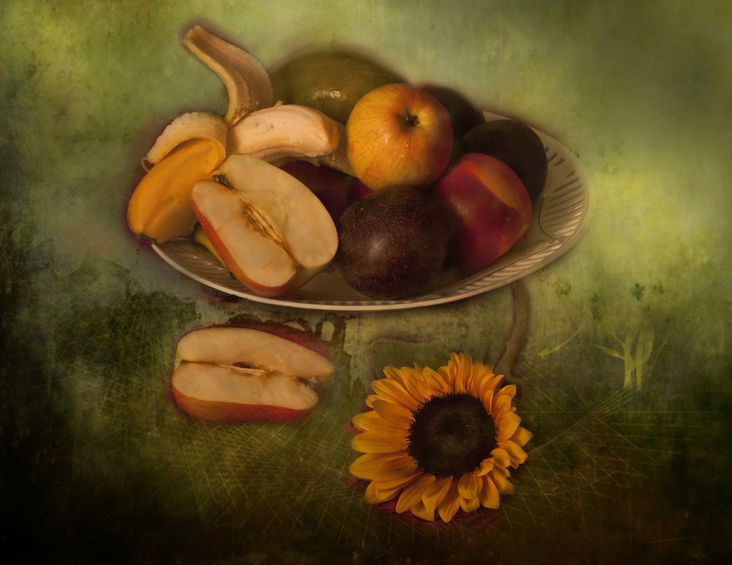 Тарелка с фруктами - Алла Шапошникова