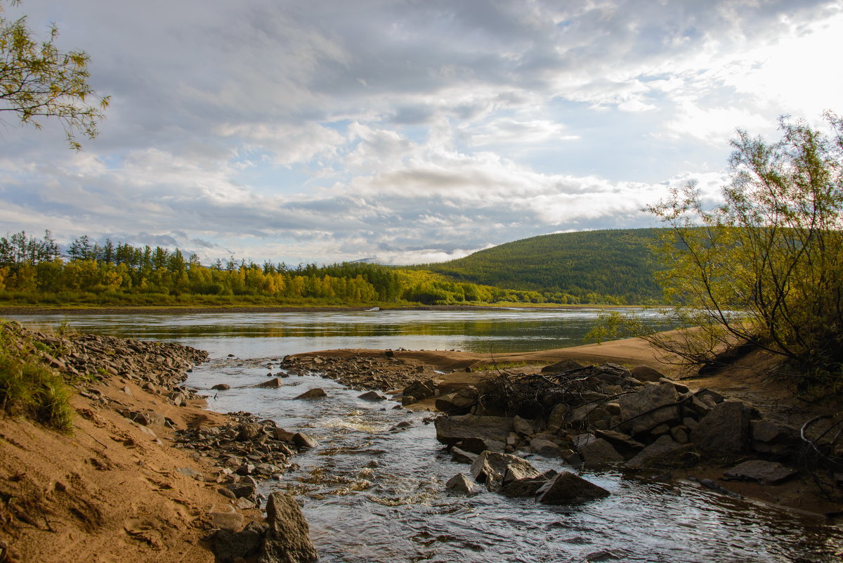 *** - Александр Хаецкий