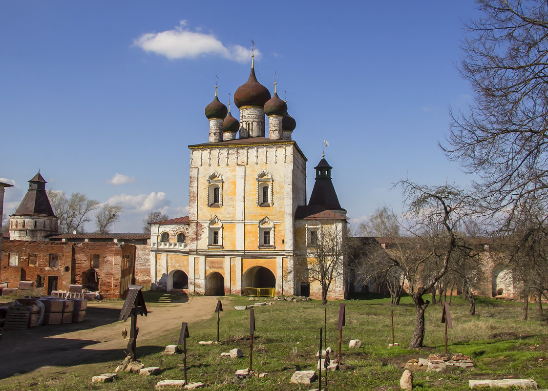Борисоглебский монастырь - Марина Назарова