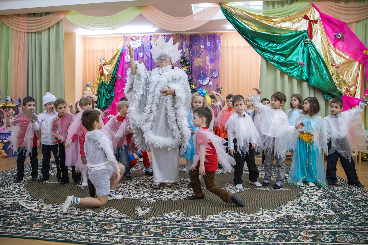 Танец Снежной королевы и снежинок - Эльвина Доронина