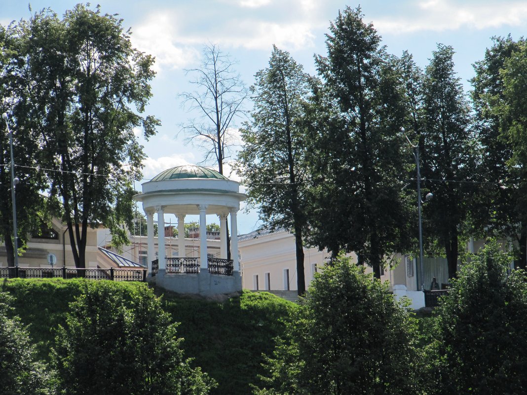 Беседка в Ярославле - Вера Щукина