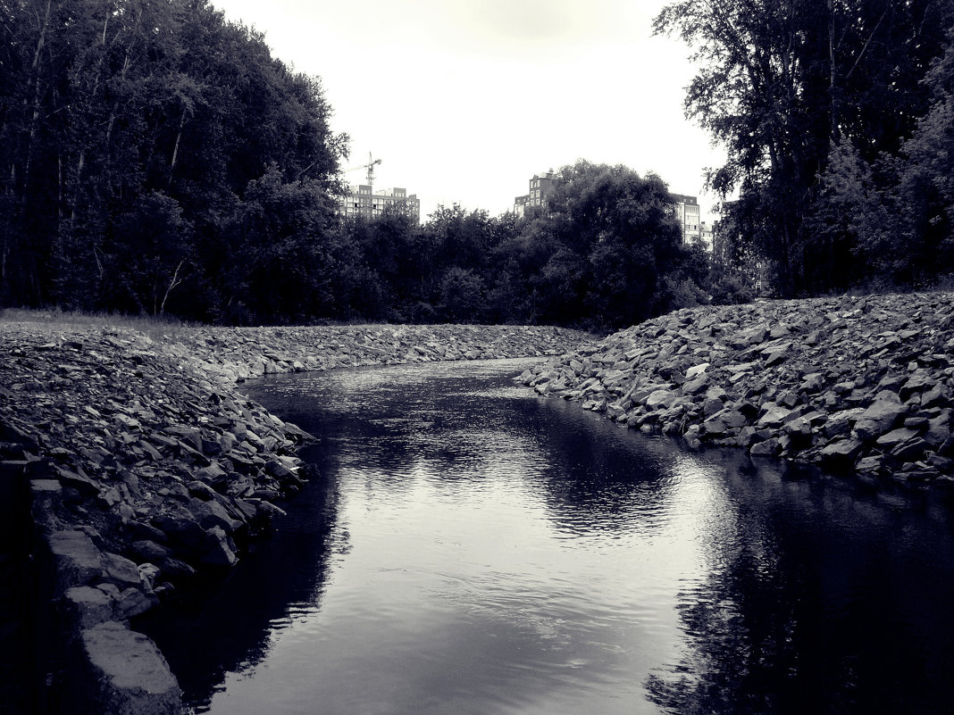 river flow. - Yur Lo