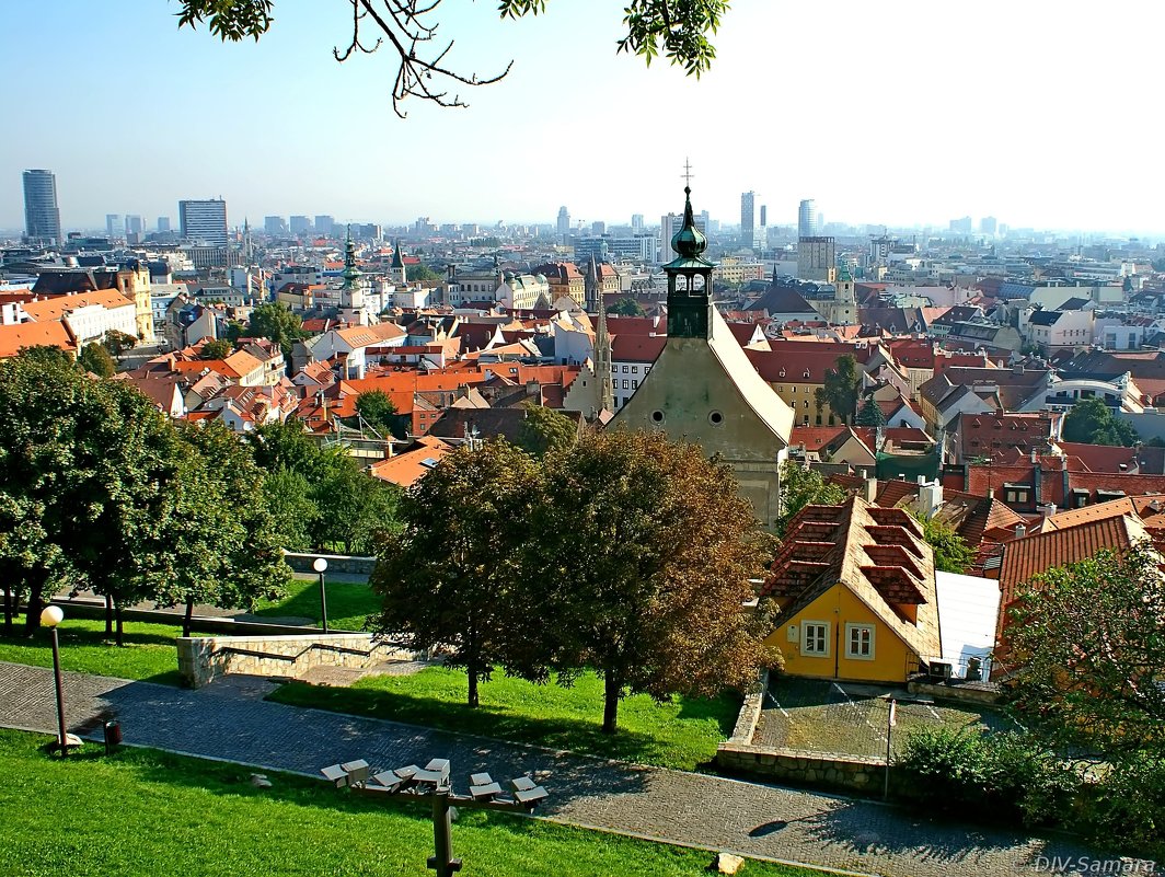 Вид на старый город с Братиславского Града - Денис Кораблёв