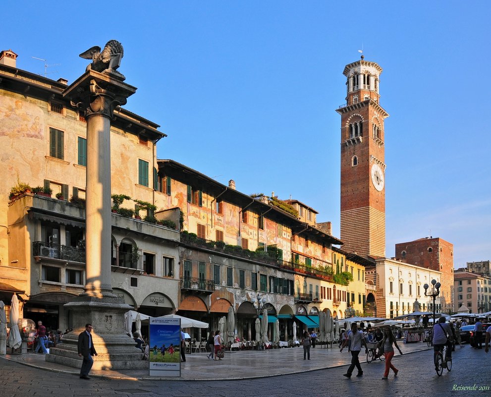 Piazza delle Erbe - Mikhail Yakubovskiy