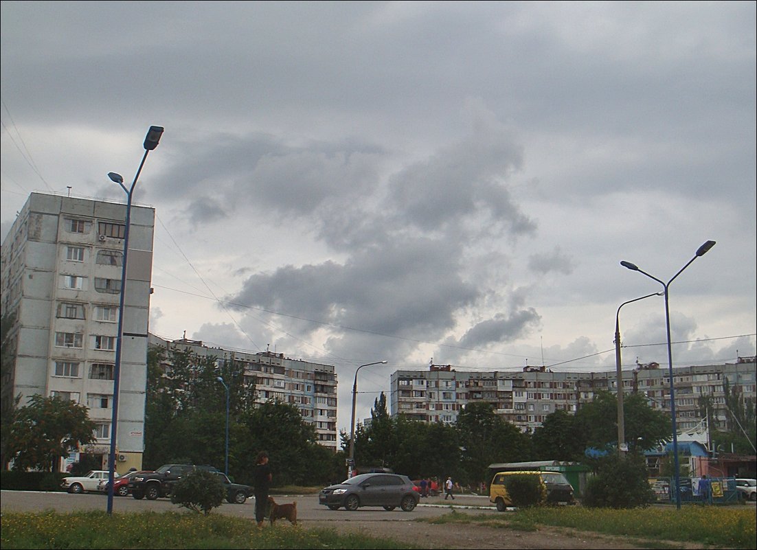 Грозовые облака - Нина Корешкова