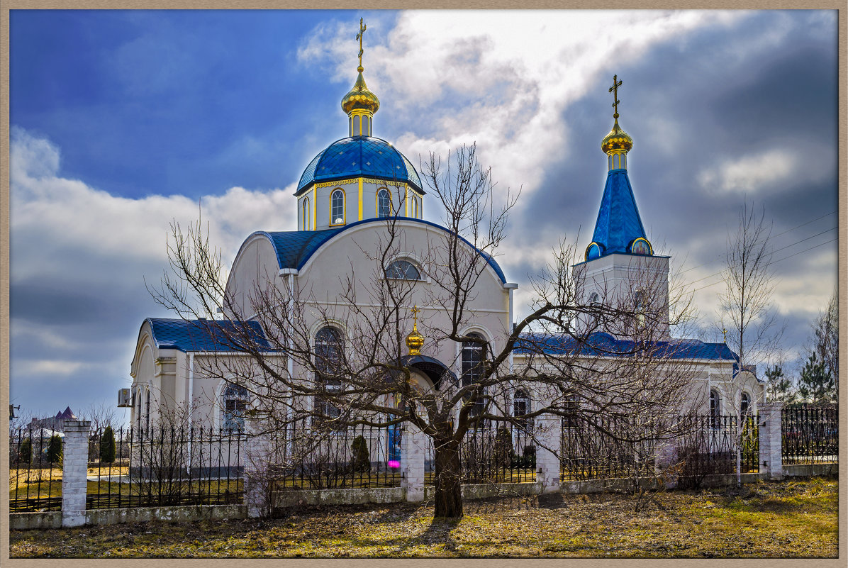 Церковь в Днепрорудном - Олег 