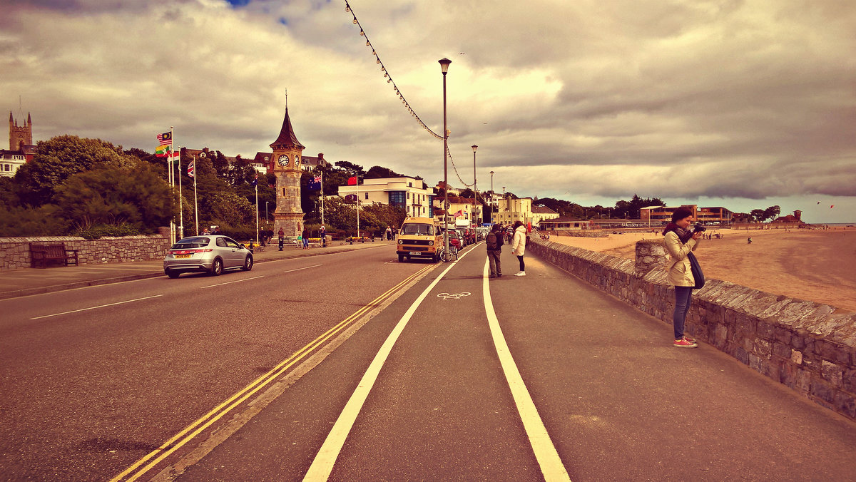 Exmouth Beach - Dasha Ald