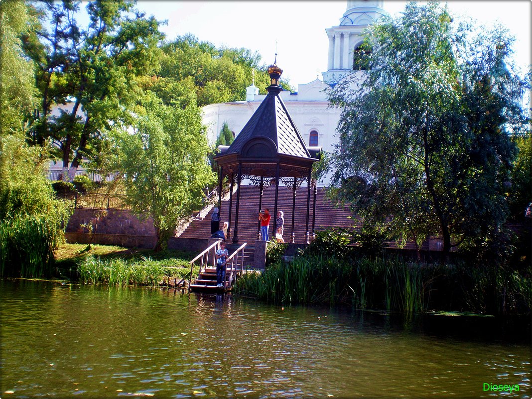 Беседка в Лавре Святогорска - Татьяна Пальчикова