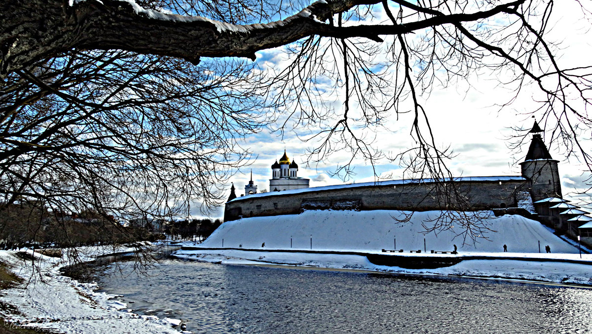 Река Пскова. Кремль. (HDR) - Fededuard Винтанюк