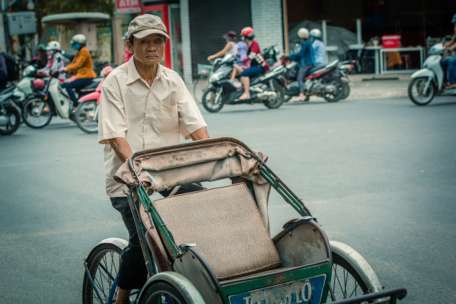 Взгляд вьетнамского рикши - Александр Буслов