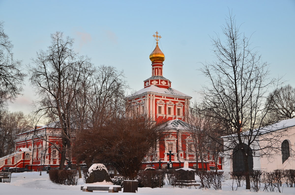 Храм Успения Пресвятой Богородицы с трапезной - Денис Змеев