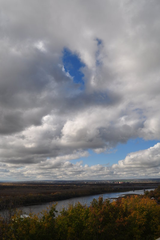 Облачное небо над рекой - Сергей Тагиров