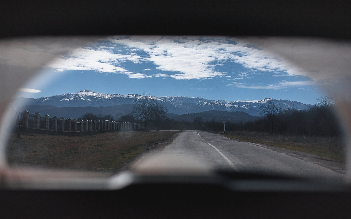 Мир через окно автомобиля - Daniel Woloschin