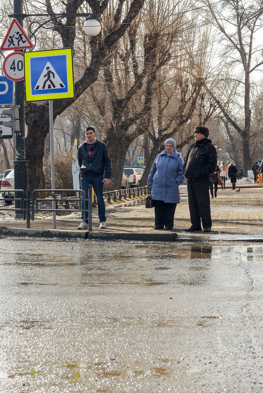 Весна в городе - юрий Амосов