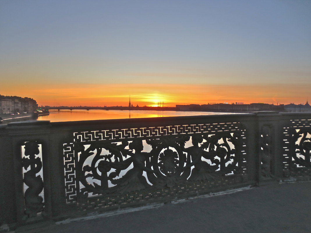 Закат с Литейного моста,24 марта - Елена 