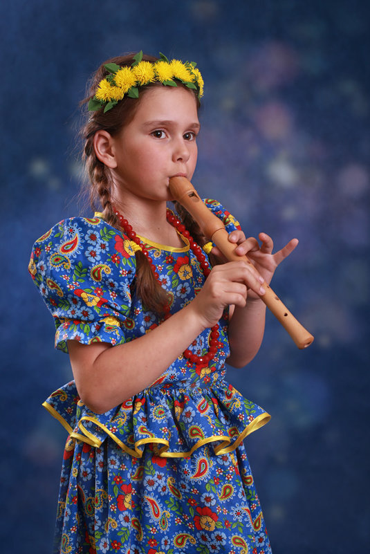Девочка c флейтой - Римма Алеева