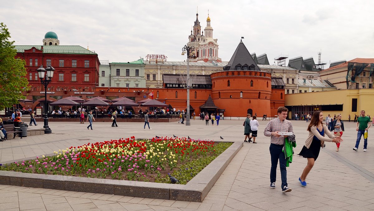 В самом центре Москвы - Владимир Болдырев