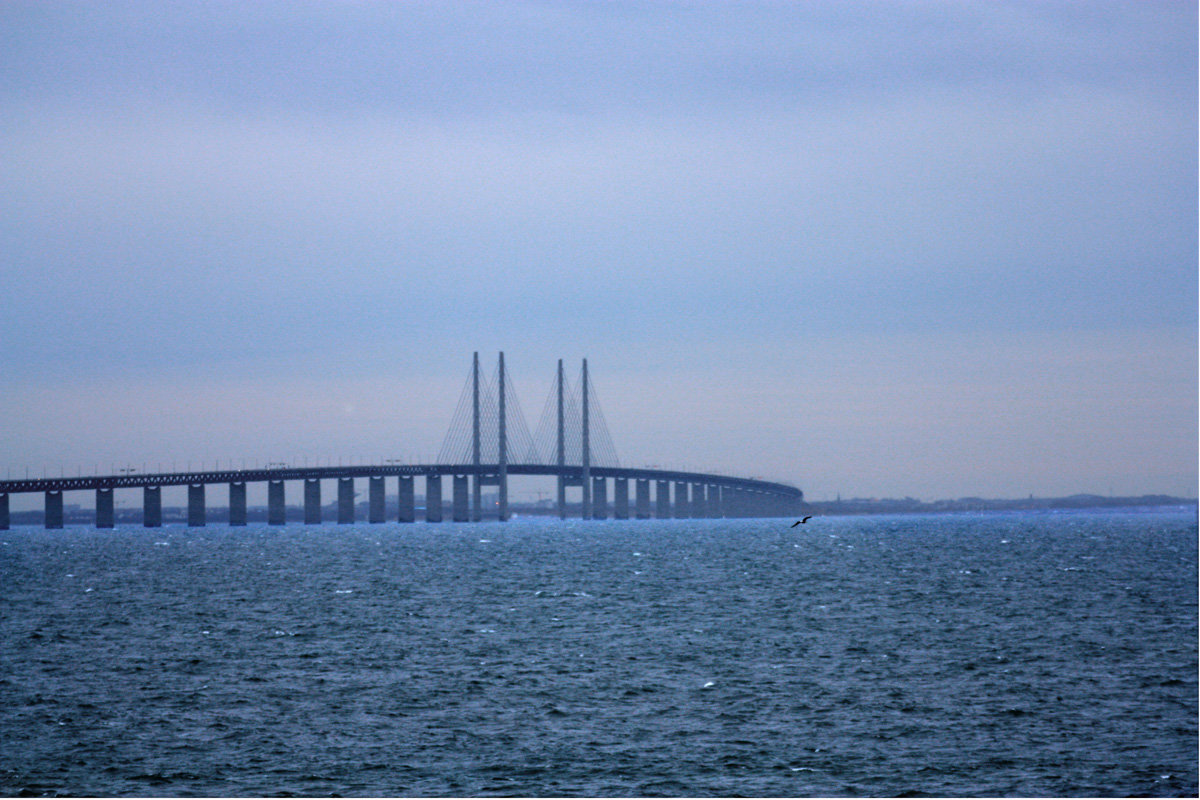 Мост между Данией и Швецией - пунктумы - Елена Назарова