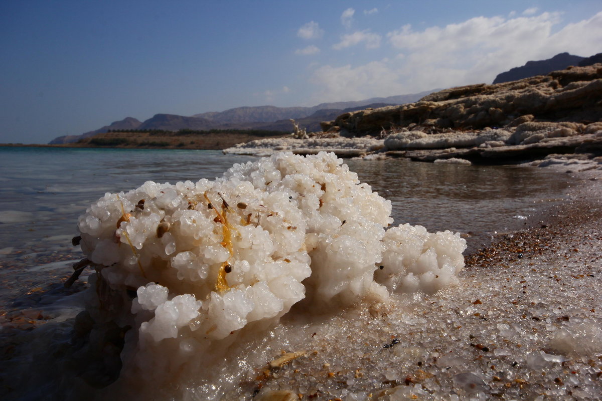 Мертвое море под водой