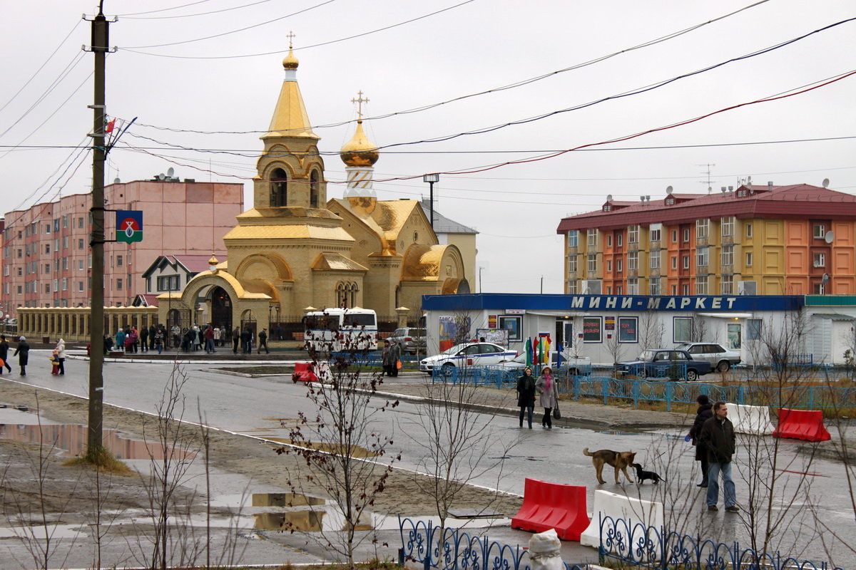 В день открытия новой церкви - людмила Миронова